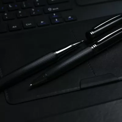 STRAIGHT, metalna hemijska i roler olovka u setu, crna