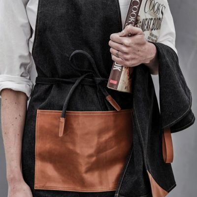 VINGA Asado Apron