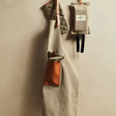 VINGA Asado Apron