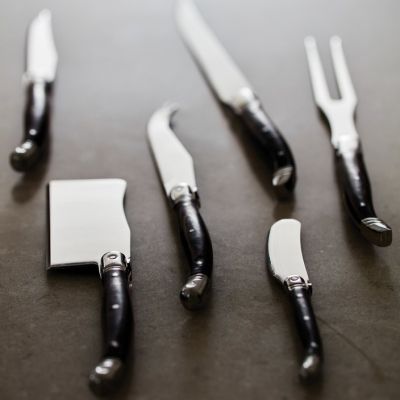 VINGA Gigaro cheese knives