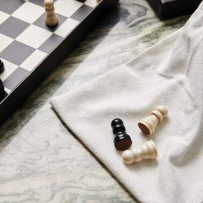 VINGA Chess coffee table game