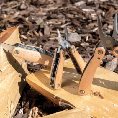 Wood pocket knife