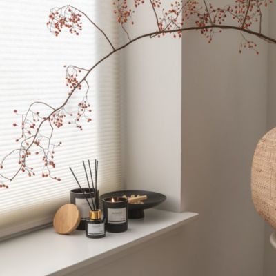 Ukiyo deluxe scented candle with bamboo lid