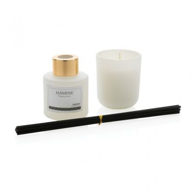 Ukiyo candle and fragrance sticks gift set