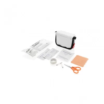 First aid set in pouch