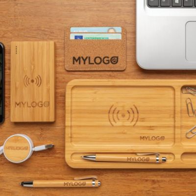 Bamboo desk organiser 5W wireless charger