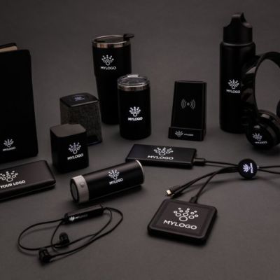 Light up logo wireless earbuds