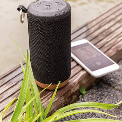 Baia 10W wireless speaker, cork