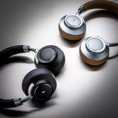 Aria Wireless Comfort Headphones