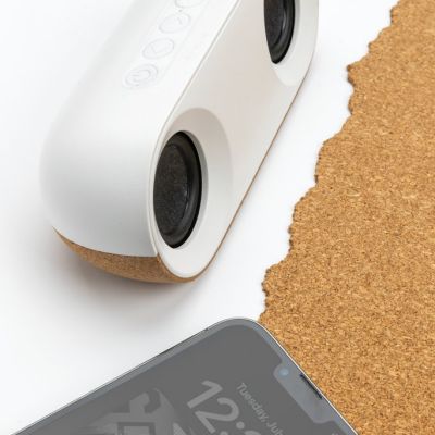 Oregon RCS recycled plastic and cork 10W speaker