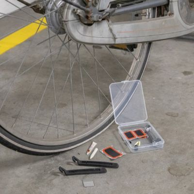 Bike repair kit compact