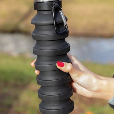 Leakproof collapsible silicone bottle with lid