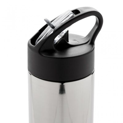 Sport bottle with straw