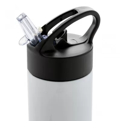 Sport bottle with straw