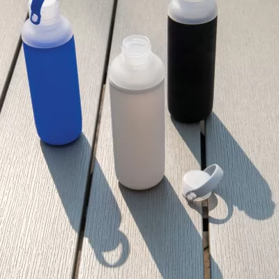 Glass water bottle with silicone sleeve