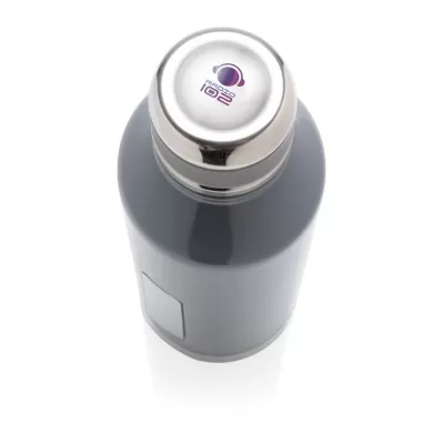 Leak proof vacuum bottle with logo plate