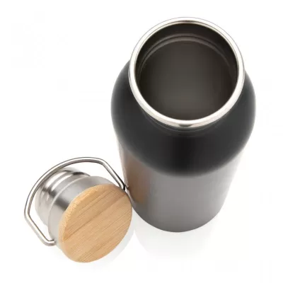 Modern stainless steel bottle with bamboo lid