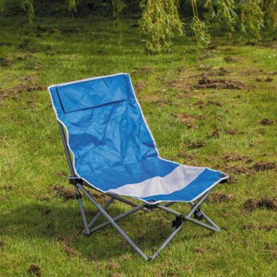 Foldable beach chair in pouch