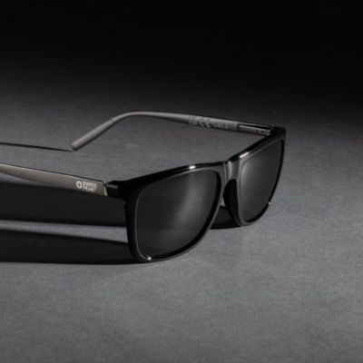 Swiss Peak RCS rplastic polarised sunglasses