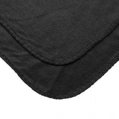 Fleece blanket in pouch