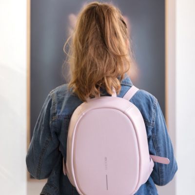 Elle Fashion, Anti-theft backpack