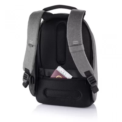 Bobby Hero Regular, Anti-theft backpack