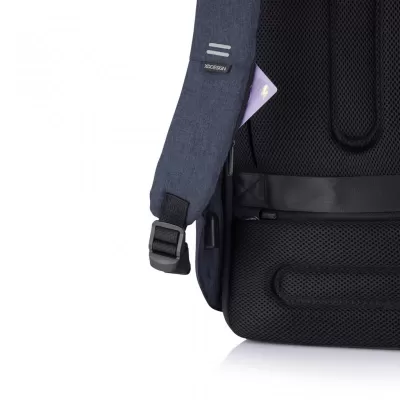 Bobby Hero Regular, Anti-theft backpack