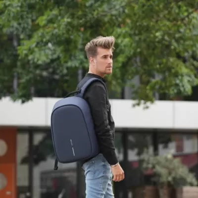 Bobby Hero Regular, Anti-theft backpack