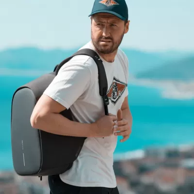 Bobby Hero Small, Anti-theft backpack