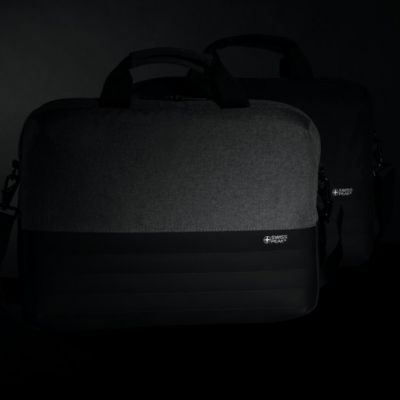 Swiss Peak AWARE™ RFID 15.6'' laptop bag