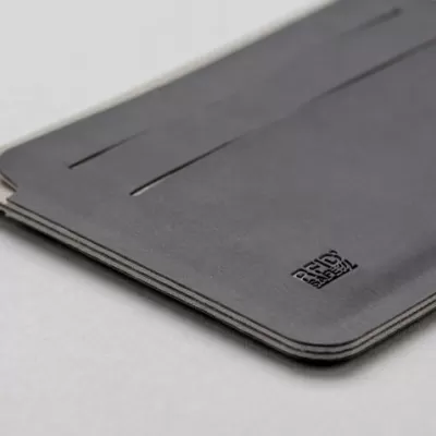 Quebec RFID safe cardholder