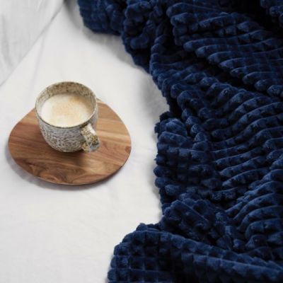 VINGA Branson GRS recycled pet blanket