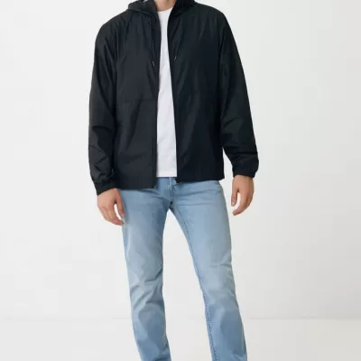 Iqoniq Logan recycled polyester lightweight jacket