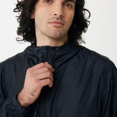 Iqoniq Logan recycled polyester lightweight jacket