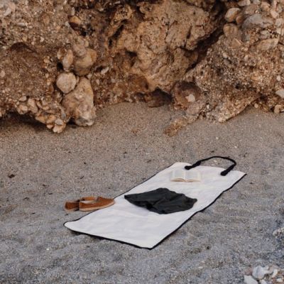 VINGA Volonne AWARE™ recycled canvas beach mat