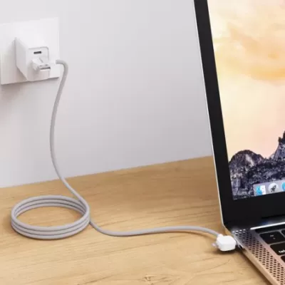 Urban Vitamin Stockton 65W RCS RTPE/RPET magnetic cable