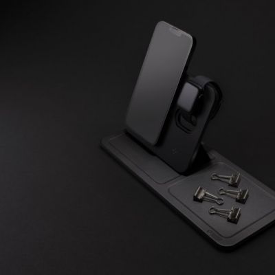 Swiss Peak 3 in 1 RCS recycled PU wireless charger desk tray