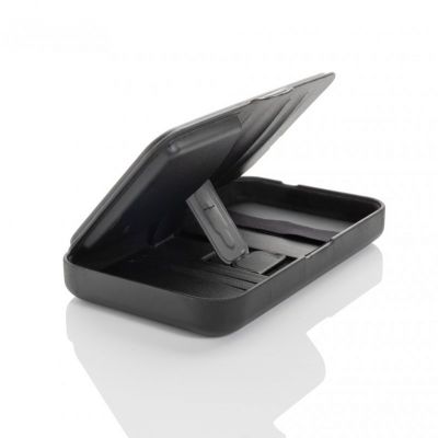 Swiss Peak RCS recycled travel case with 3 in 1 charger