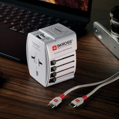 SKROSS World Travel Adapter MUV 65W PD with USB C Cable