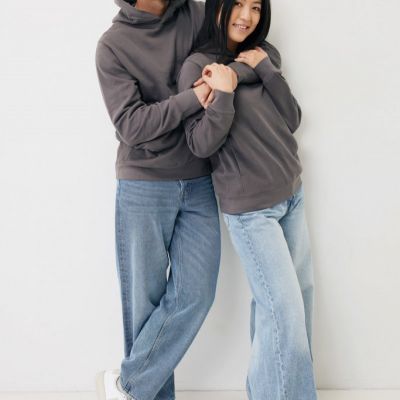 Iqoniq Yengo recycled cotton hoodie with sidepockets
