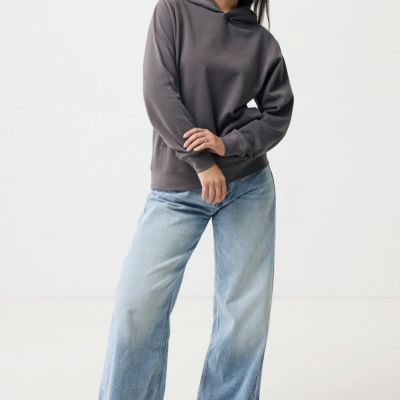 Iqoniq Yengo recycled cotton hoodie with sidepockets