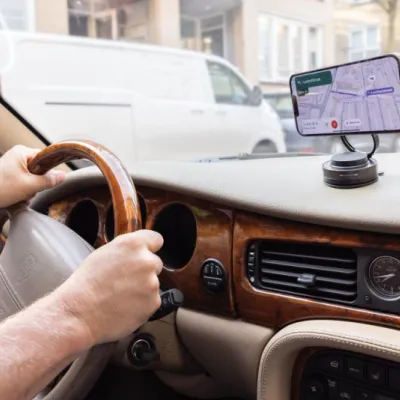 Terra 360 RCS recycled plastic universal phone holder