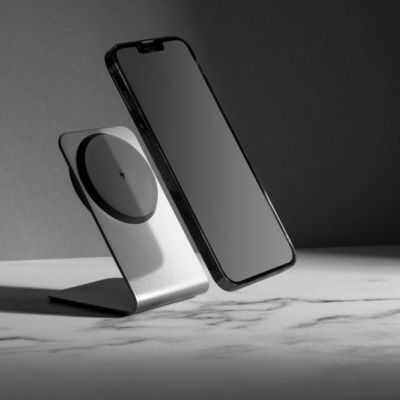 Terra aluminium 15W magnetic wireless charging phone stand