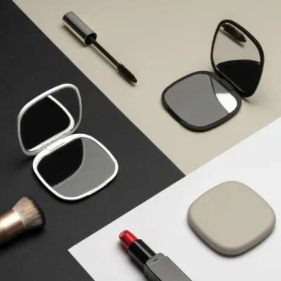 Reflecta RCS recycled plastic make-up mirror