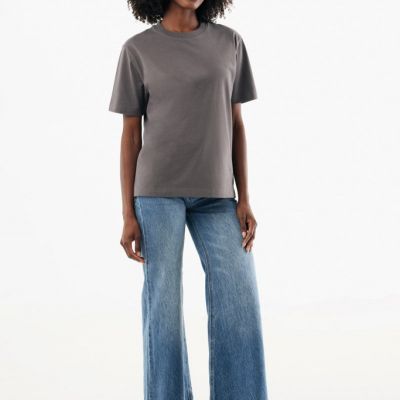 IQONIQ Nikko heavyweight recycled cotton t-shirt