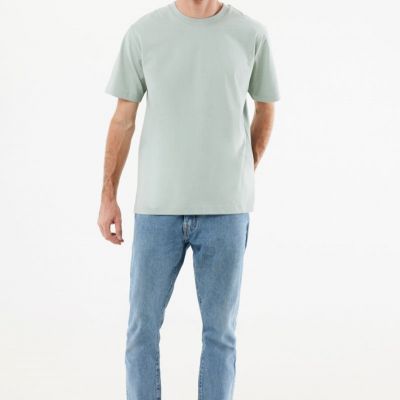IQONIQ Nikko heavyweight recycled cotton t-shirt