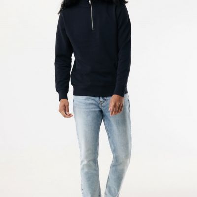 IQONIQ Elgon recycled cotton quarter zip sweater