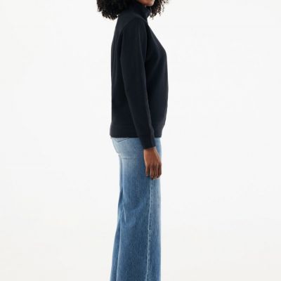 IQONIQ Elgon recycled cotton quarter zip sweater