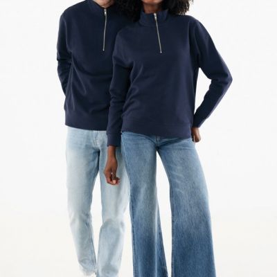 IQONIQ Elgon recycled cotton quarter zip sweater