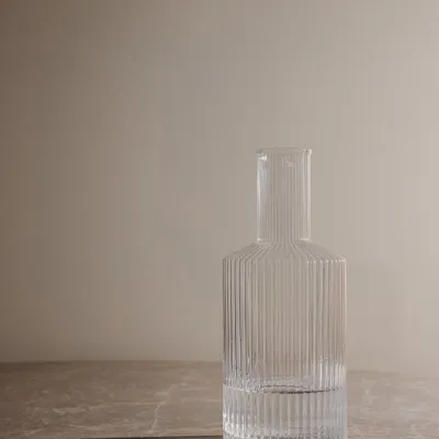 VINGA York carafe 1.45 L